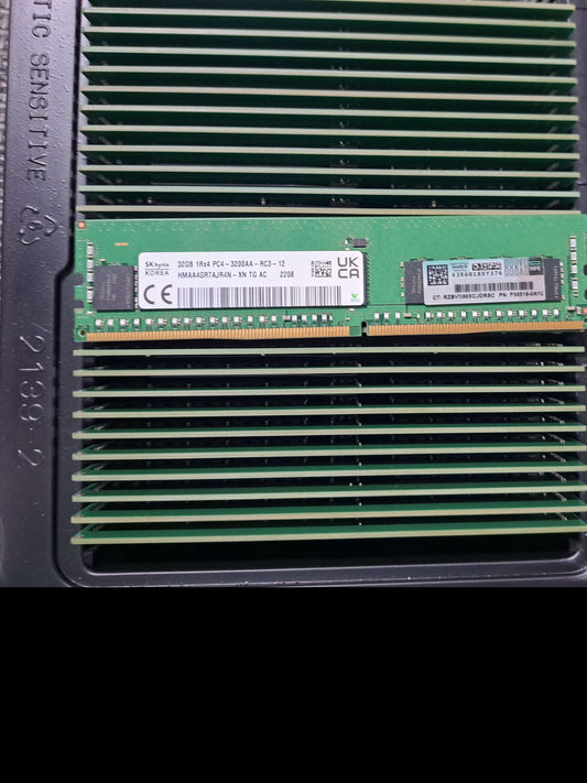 P38446-B21 HPE 32GB (1x32GB) Single Rank x4 DDR4-2933 CAS-21-21-21 Registered Memory Kit