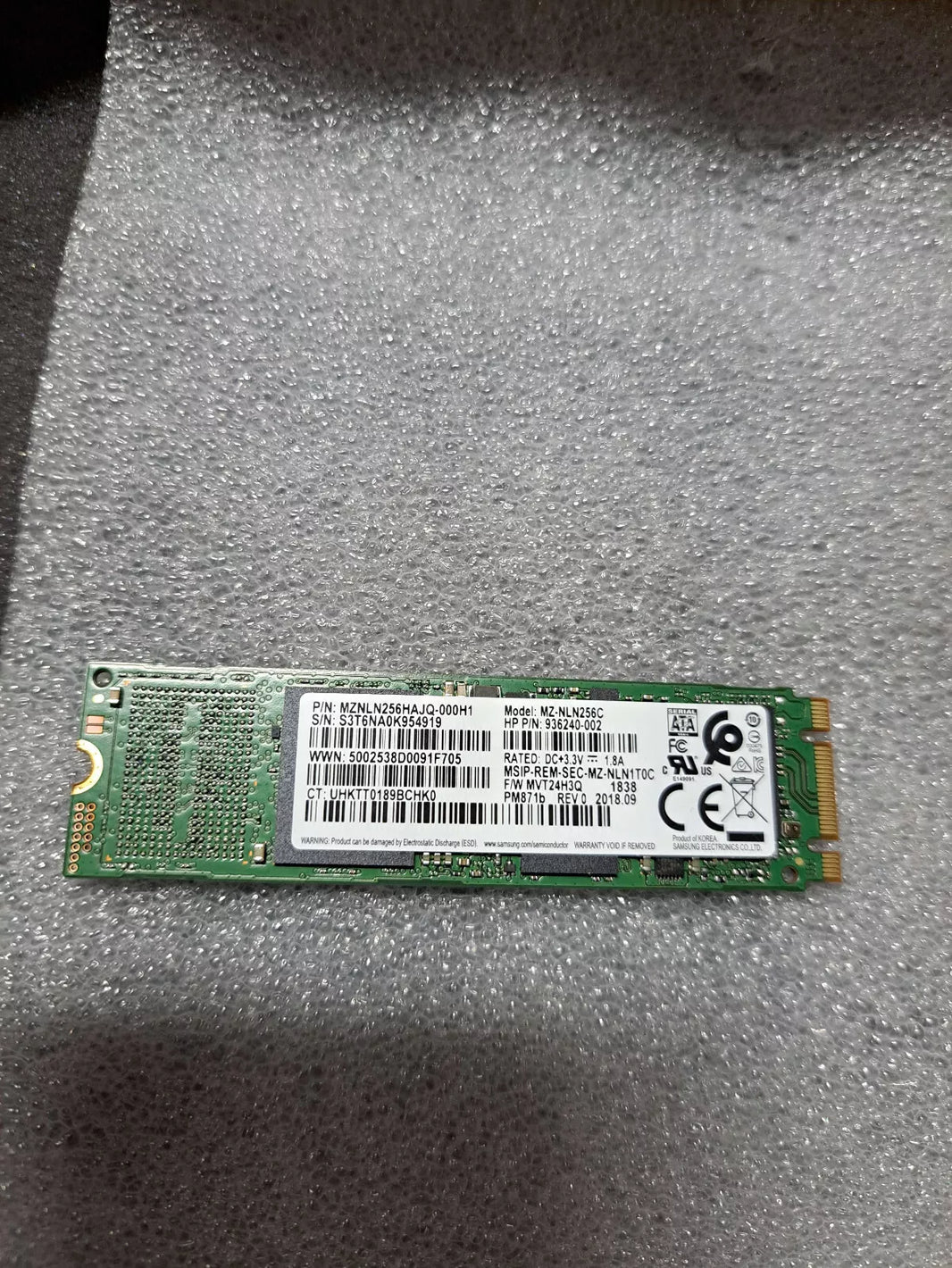 936240-002 HP 256GB SATA 6G  M.2 2280 B+M SSD MZNLN256HAJQ-000H1