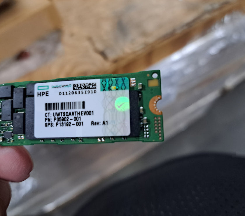 HPE edgeline 3.84tb nvme X4 lane MIXED USE M.2 22110 ssd P05900-B21 P13192-001