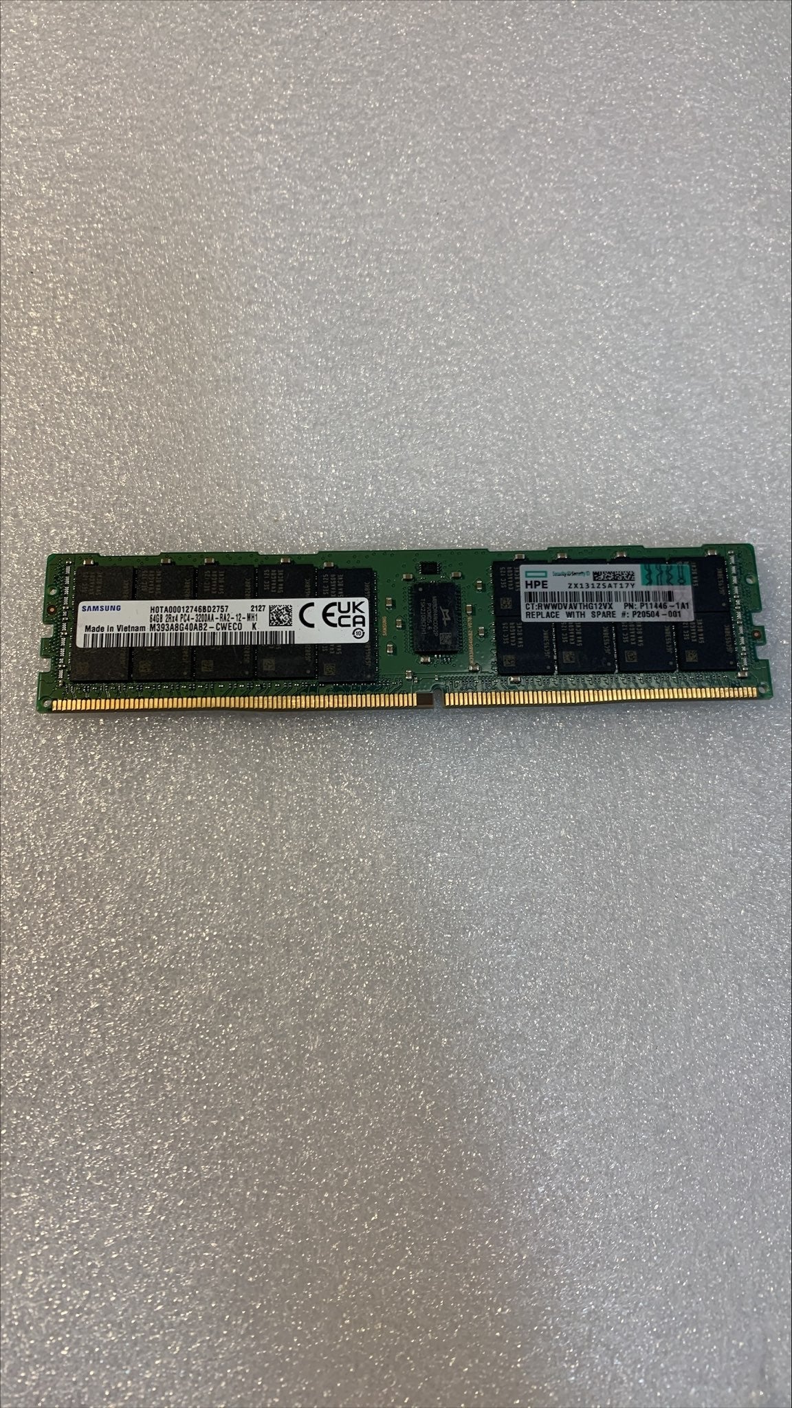 P07650-B21  HPE 64gb (1X64gb) dual rank x4 ddr4-3200 cas-22-22-22