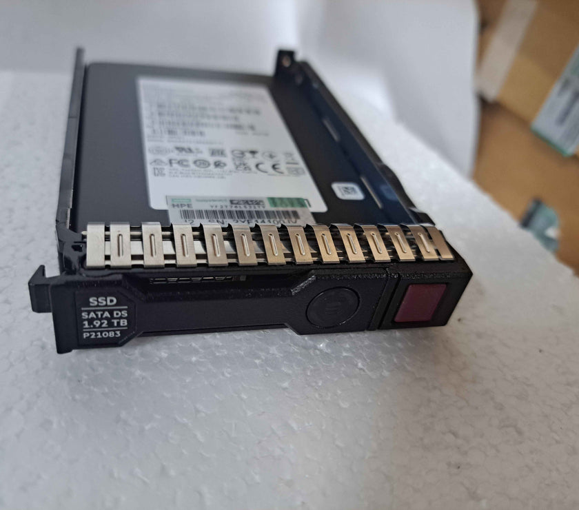 P21083-001 HPE 1.92TB SATA 6G READ INTENSIVE SFF SC 5300P SSD P19941-B21