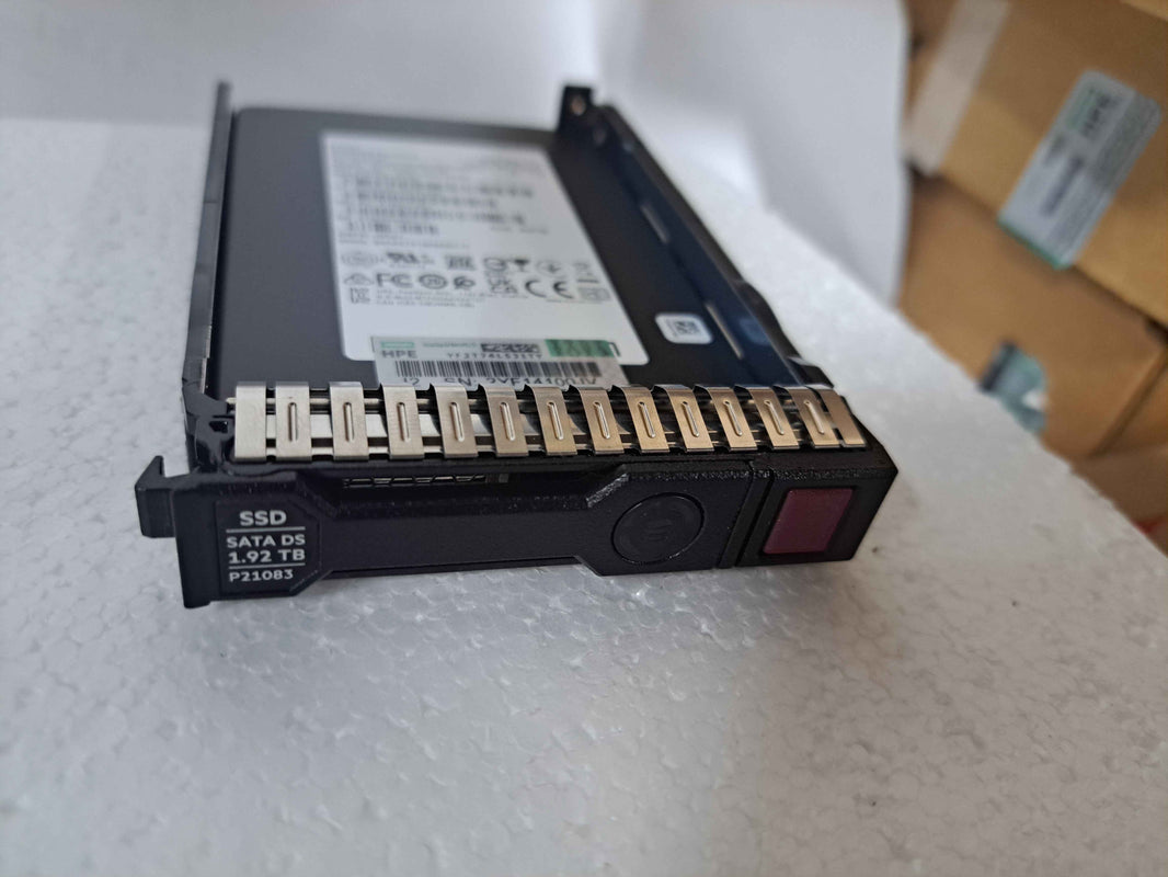 P21083-001 HPE 1.92TB SATA 6G READ INTENSIVE SFF SC 5300P SSD P19941-B21