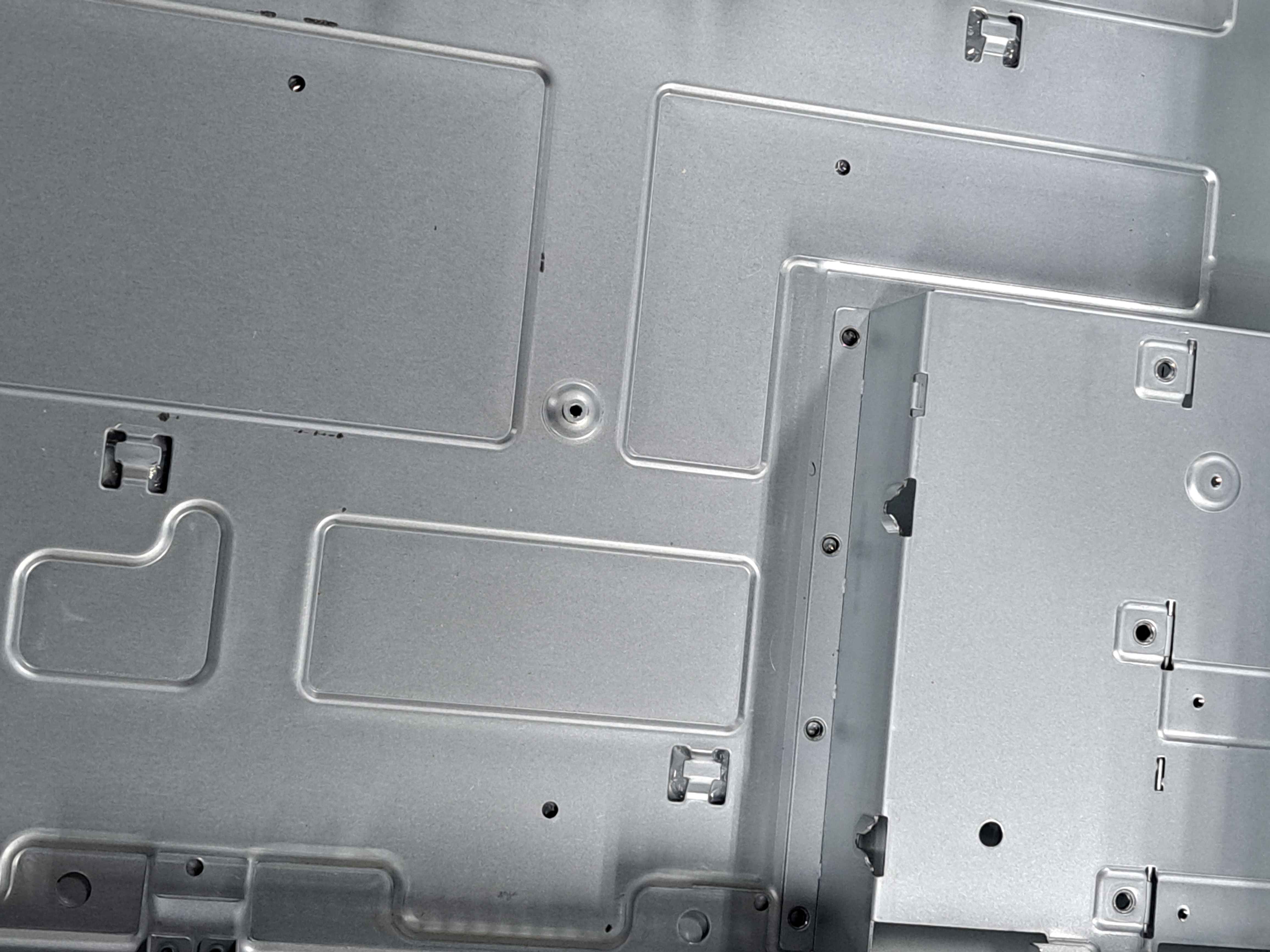 P13710-001 HPE PROLIANT DL385 GEN10 8ff PLUS Chassis metals